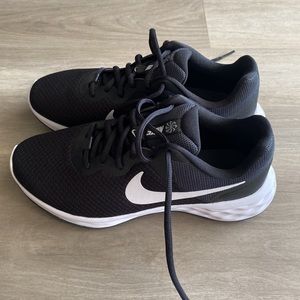 Nike women running shoes 7